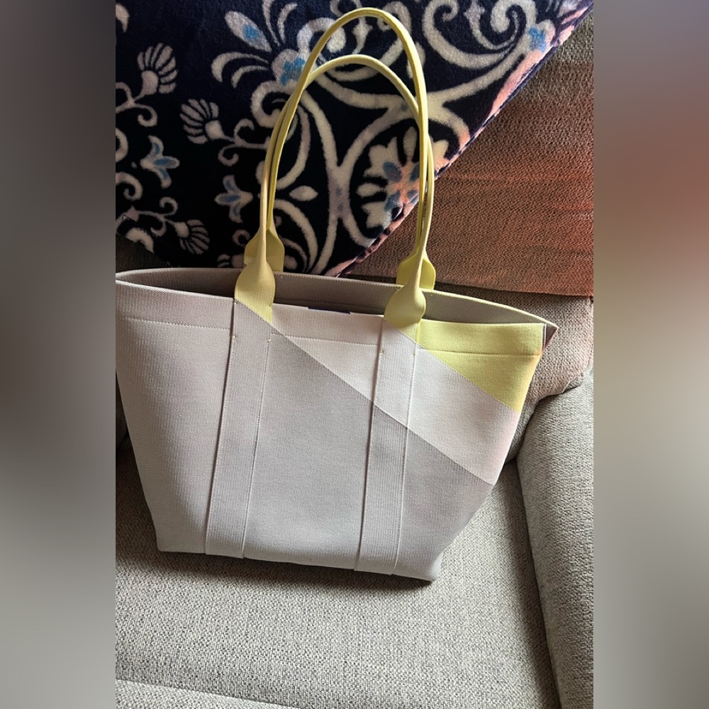 Rothy’s Essential Tote OG STYLE